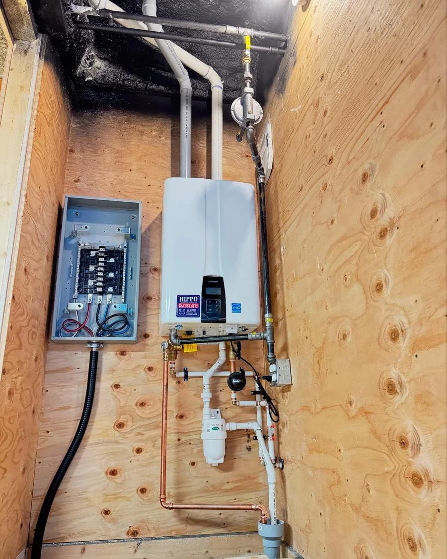 Tankless Water Heater — Hippo Plumbing & Heating